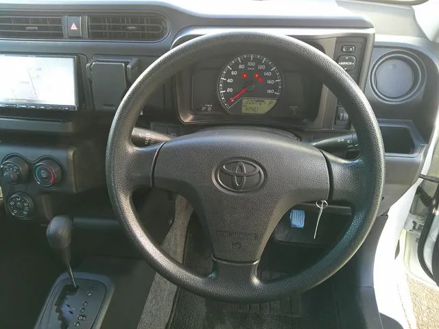 プロボックスバン　４ＷＤ（トヨタ）の車両写真