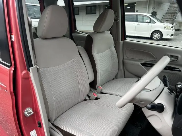 デイズ　ルークス（ニッサン）の車両写真