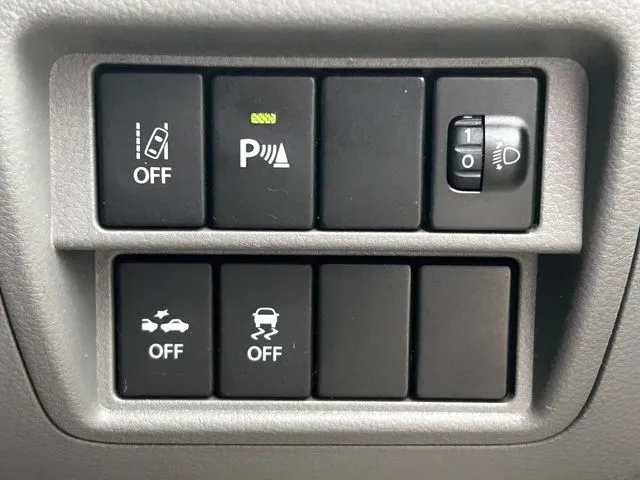 エブリイバン（スズキ）の車両写真