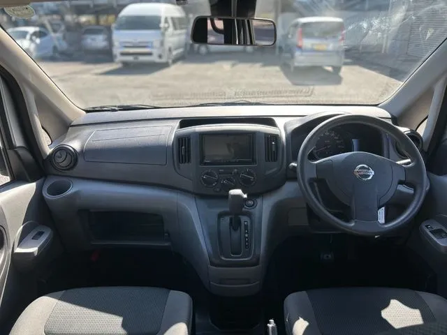 ＮＶ２００バネットバン（ニッサン）の車両写真