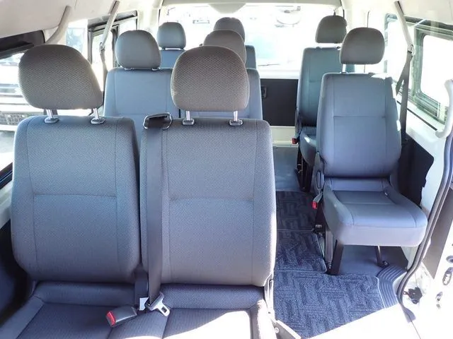 ハイエースワゴン（トヨタ）の車両写真