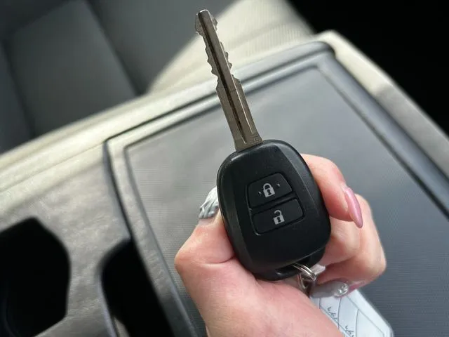 ハイエースバン　１．２５ｔ　２ＷＤ（トヨタ）の車両写真