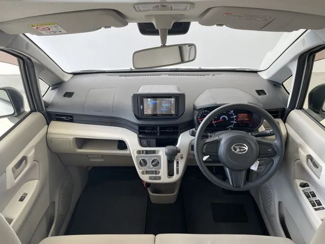 ムーヴ（ダイハツ）の車両写真