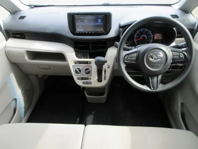 ムーヴ　４ＷＤ（ダイハツ）の車両写真