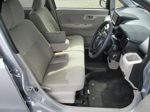 ムーヴ　４ＷＤ（ダイハツ）の車両写真