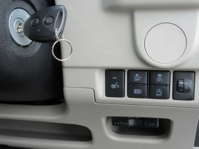 ムーヴ　４ＷＤ（ダイハツ）の車両写真