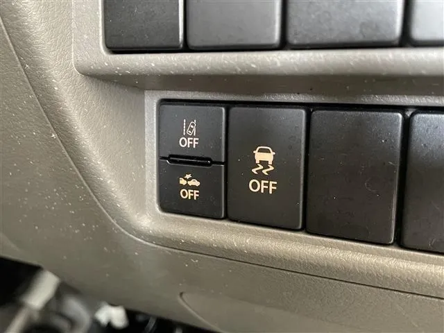 エブリイバン（スズキ）の車両写真