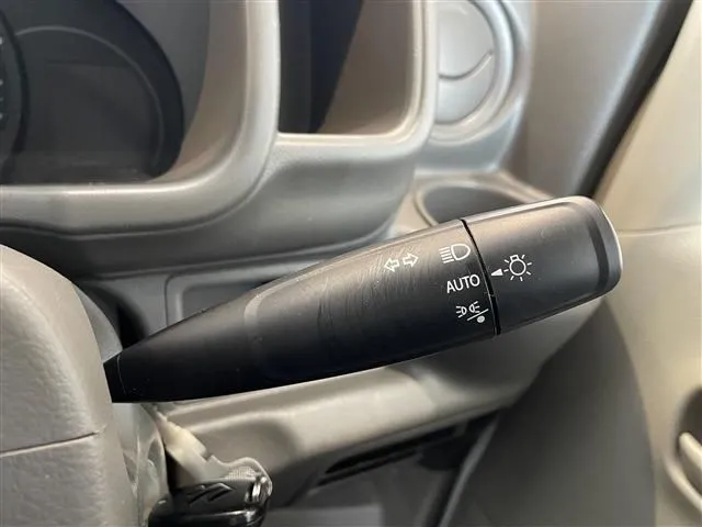 エブリイバン（スズキ）の車両写真