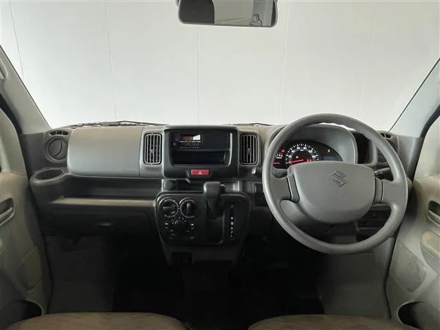 エブリイバン（スズキ）の車両写真