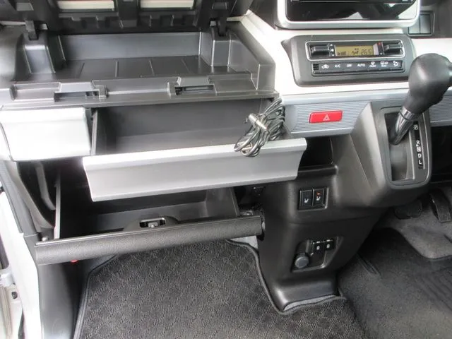 スペーシア　４ＷＤ（スズキ）の車両写真