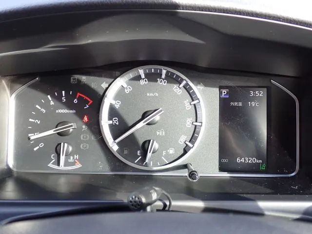 ハイエースバン　２ＷＤ（トヨタ）の車両写真