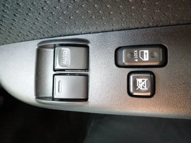 ハイエースバン　２ＷＤ（トヨタ）の車両写真