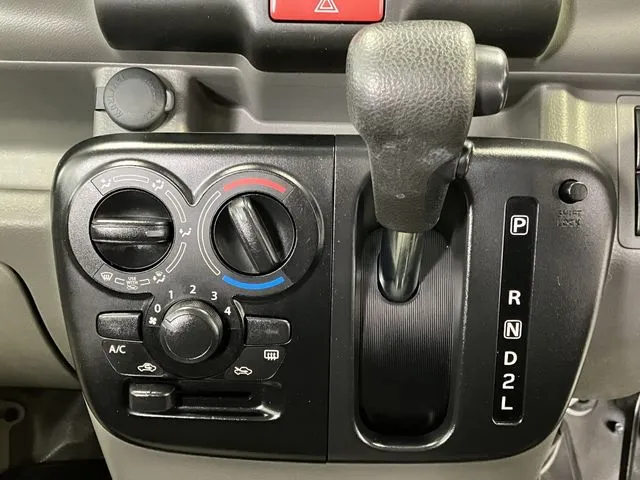 エブリイバン(スズキ)の車両写真