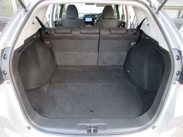 シャトル　ハイブリッド（ホンダ）の車両写真