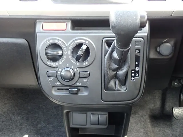 アルト（スズキ）の車両写真