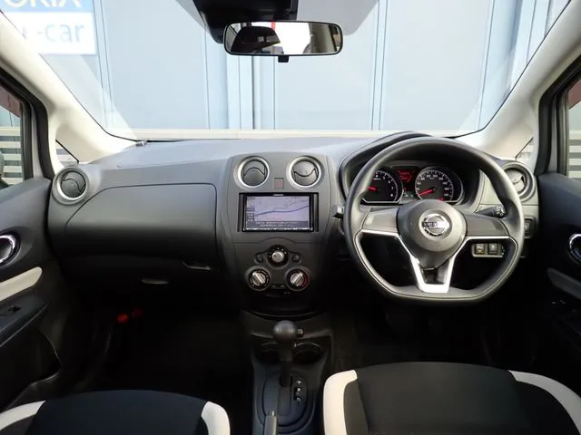 ノート（ニッサン）の車両写真