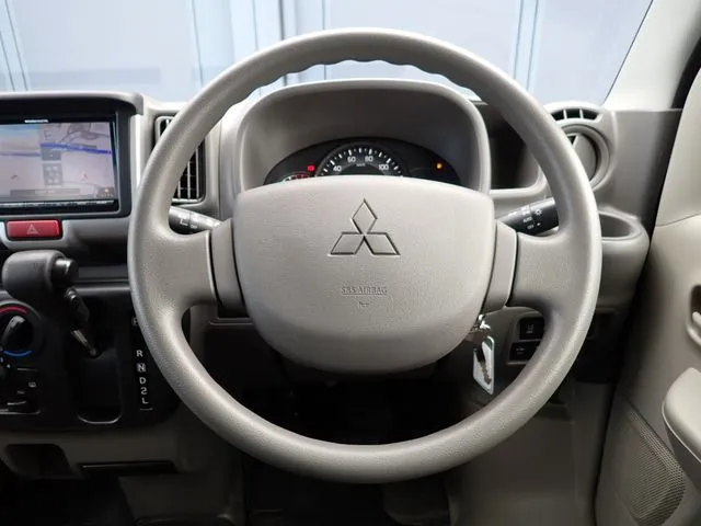 ミニキャブバン（ミツビシ）の車両写真