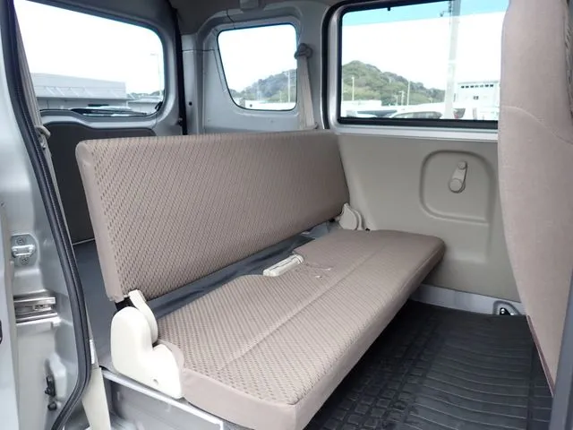 ミニキャブバン（ミツビシ）の車両写真