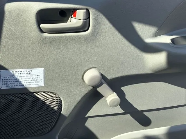 ＮＶ１００クリッパー（ニッサン）の車両写真