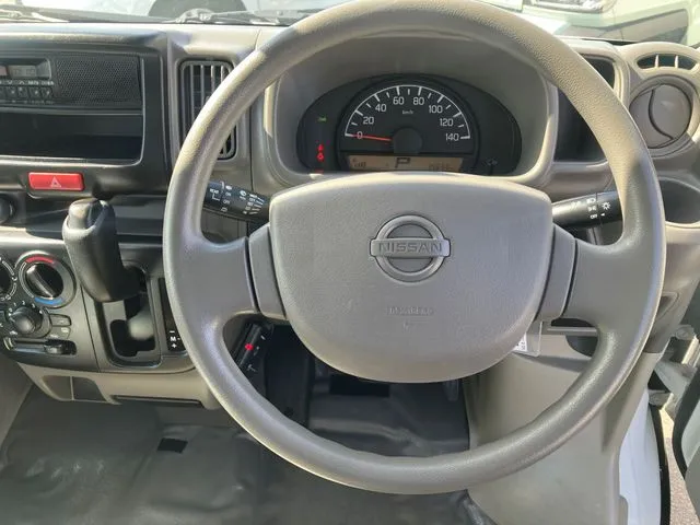 ＮＶ１００クリッパー（ニッサン）の車両写真