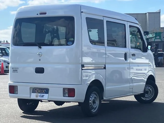 ＮＶ１００クリッパー（ニッサン）の車両写真