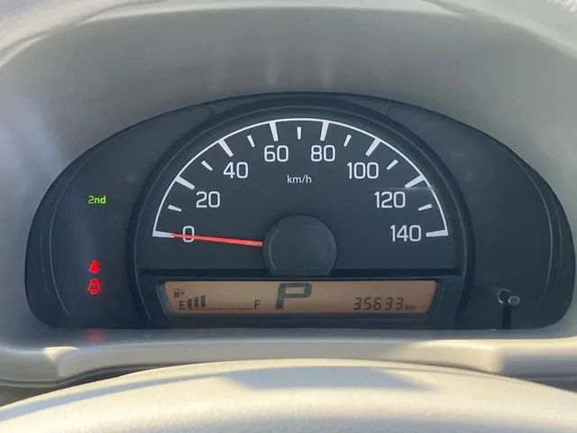 ＮＶ１００クリッパー（ニッサン）の車両写真