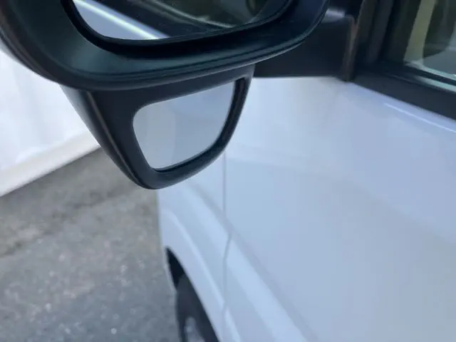 メーカー指定なし　高年式軽箱バン　４ＷＤ