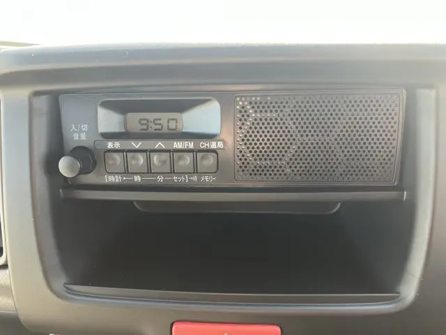 メーカー指定なし　高年式軽箱バン　４ＷＤ