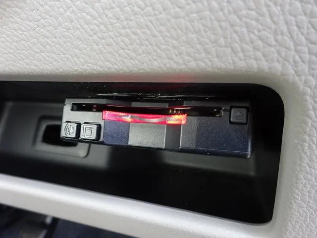 デイズ　ルークス（ニッサン）の車両写真