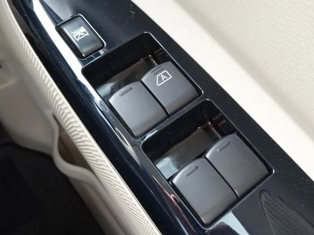 デイズ　ルークス（ニッサン）の車両写真