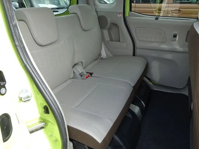 デイズ　ルークス（ニッサン）の車両写真