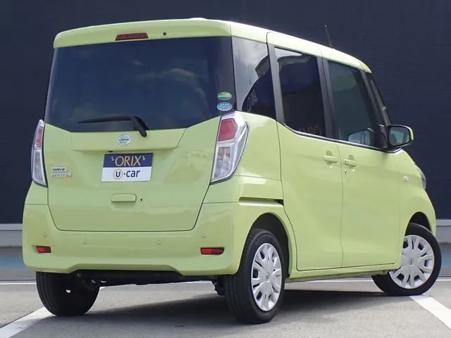 デイズ　ルークス（ニッサン）の車両写真