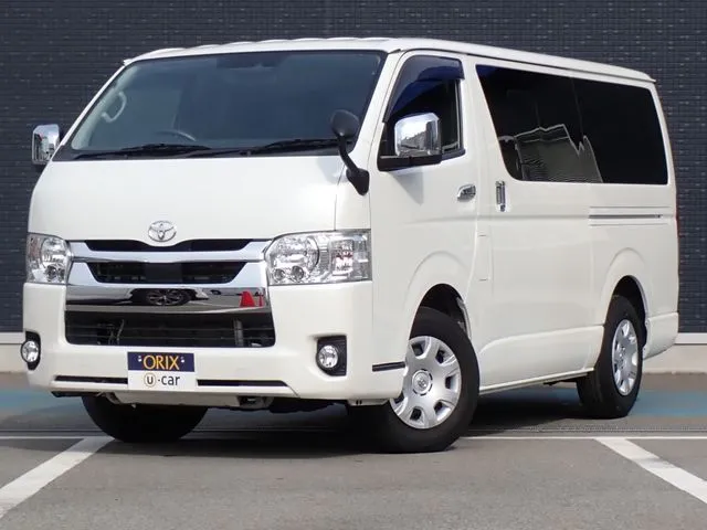 トヨタ　ハイエースバン　２ＷＤ