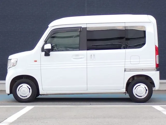 N-VAN(ホンダ)の車両写真