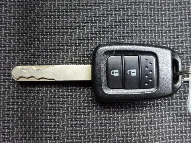 N-VAN(ホンダ)の車両写真