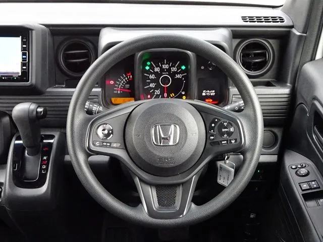 N-VAN(ホンダ)の車両写真