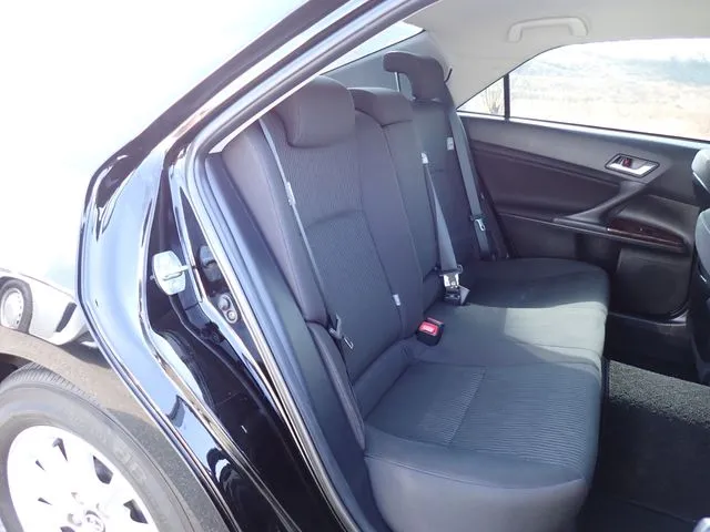 マークＸ（トヨタ）の車両写真