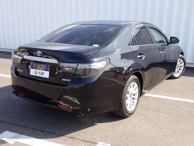 マークＸ（トヨタ）の車両写真