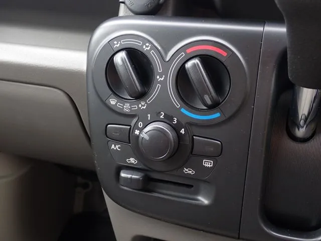 スズキ　エブリイバン　４ＷＤ