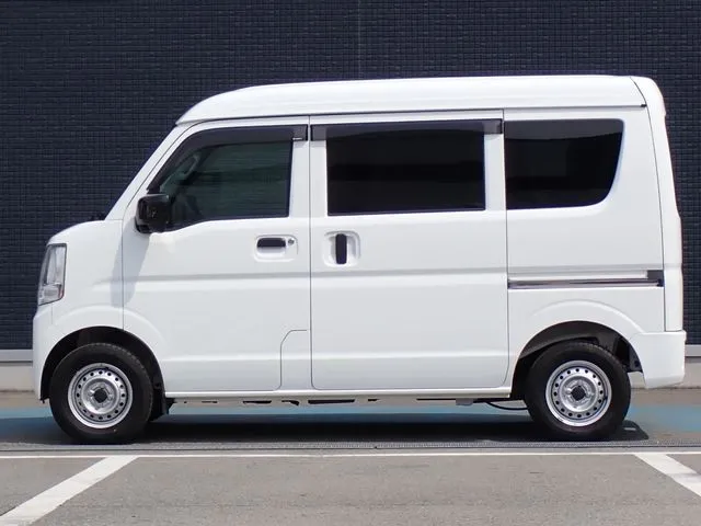 スズキ　エブリイバン　４ＷＤ
