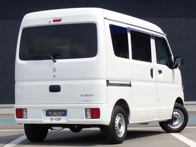 スズキ　エブリイバン　４ＷＤ