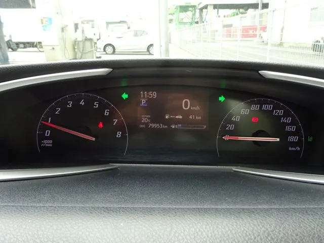 シエンタ（トヨタ）の車両写真