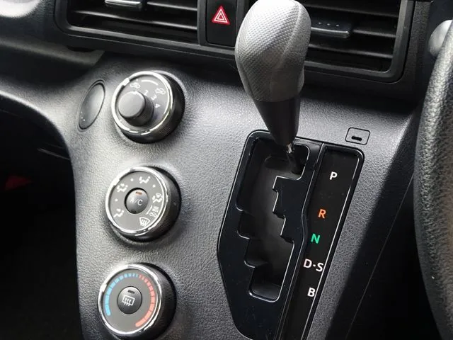 シエンタ（トヨタ）の車両写真