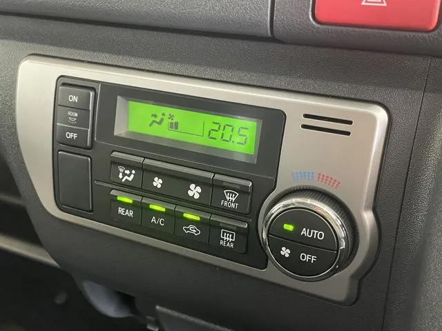 トヨタ　ハイエースワゴン