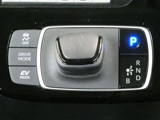 アクア（トヨタ）の車両写真