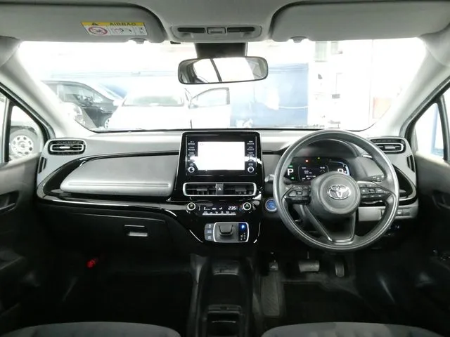 アクア（トヨタ）の車両写真