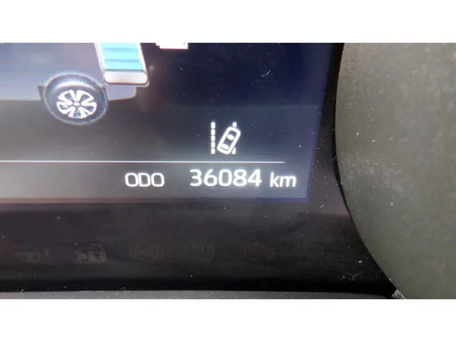 ヤリスクロス　ハイブリッド（トヨタ）の車両写真