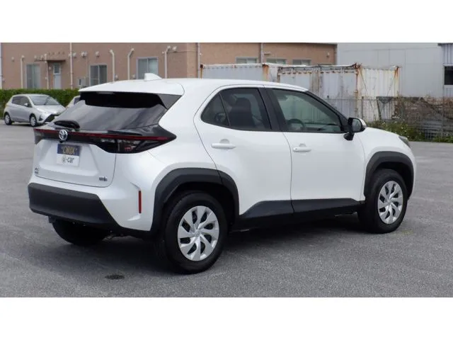 ヤリスクロス　ハイブリッド（トヨタ）の車両写真