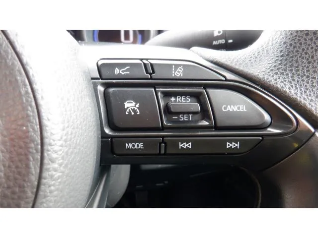 ヤリスクロス　ハイブリッド（トヨタ）の車両写真