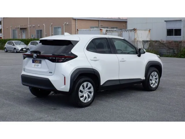 ヤリスクロス　ハイブリッド（トヨタ）の車両写真